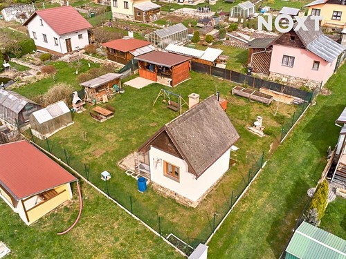 Prodaná chata 25 m², pozemek 398 m²