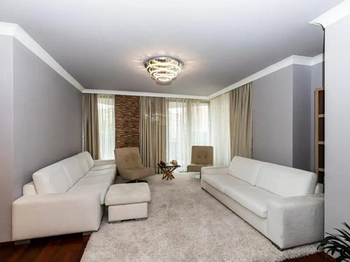 Prodej bytu 4+kk 145 m²