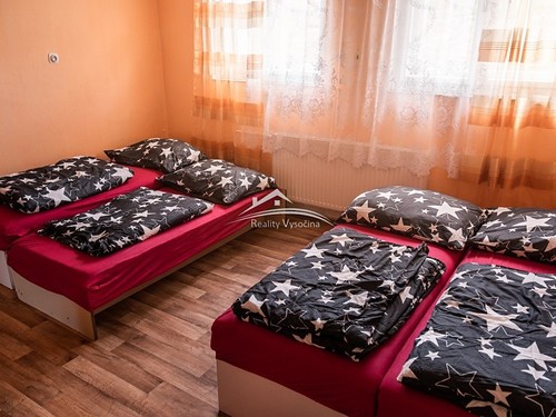 Prodaná chalupa 250 m², pozemek 7852 m²