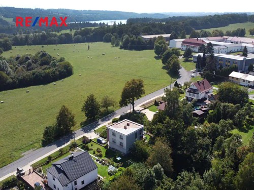 Prodaný dům 230 m², pozemek 1001 m²