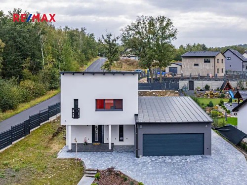 Prodaný dům 197 m², pozemek 894 m²