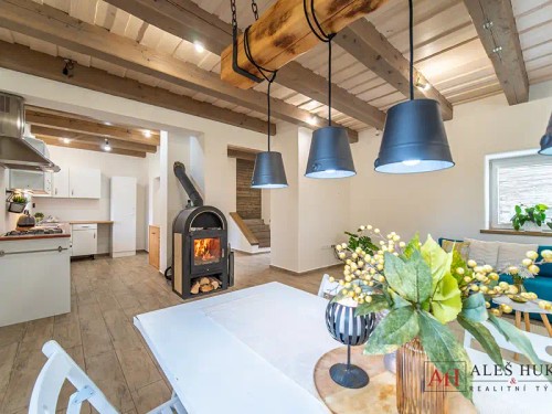 Prodaná zemědělská usedlost 139 m², pozemek 3298 m²