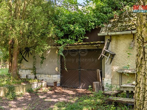 Prodaný dům 100 m², pozemek 2693 m²