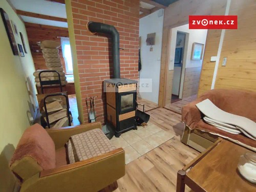 Prodaná chata 120 m², pozemek 627 m²