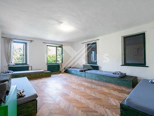 Prodaný dům 720 m², pozemek 8279 m²