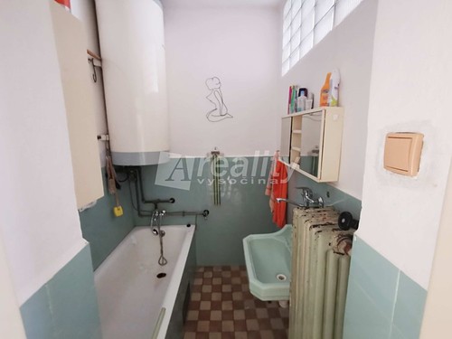 Prodaná zemědělská usedlost 441 m², pozemek 703 m²