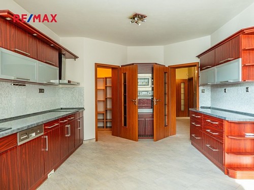 Prodaný dům 408 m², pozemek 1126 m²