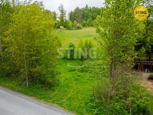 Prodej stavebního pozemku 913 m²