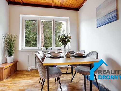 Prodaný dům 342 m², pozemek 3306 m²