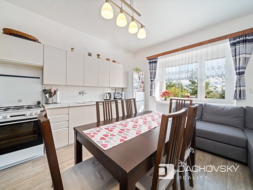 Prodaný dům 240 m², pozemek 1013 m²