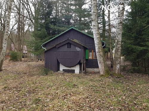 Prodaná chata 25 m², pozemek 151 m²