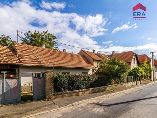 Prodaná chalupa 100 m², pozemek 396 m²