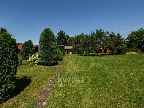 Prodej stavebního pozemku 1059 m²