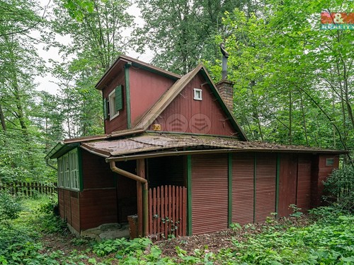 Prodaná chata 48 m², pozemek 285 m²