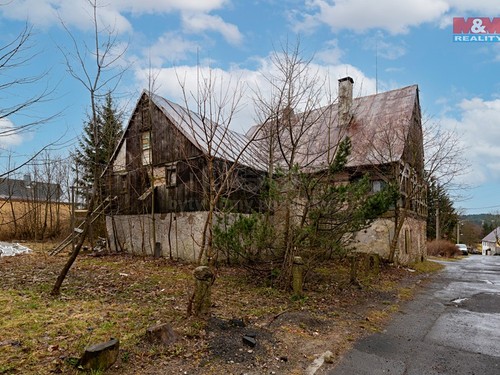Prodaná chata 250 m², pozemek 942 m²