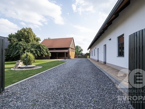 Prodaný dům 380 m², pozemek 3809 m²