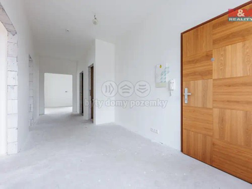 Prodej domu 895 m², pozemek 1336 m²