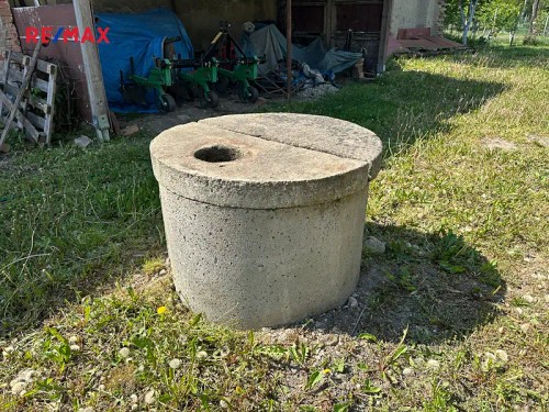 Prodej stavebního pozemku 992 m²