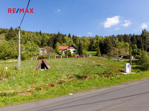 Prodej stavebního pozemku 785 m²