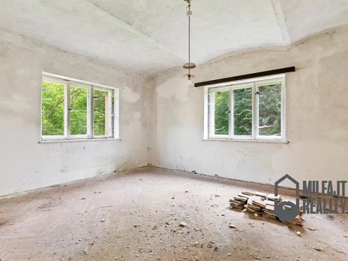 Prodej zemědělské usedlosti 235 m², pozemek 4535 m²