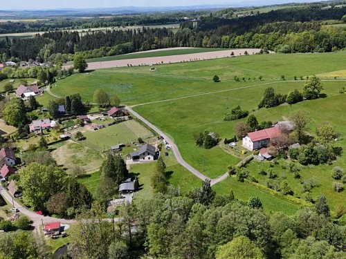 Prodej stavebního pozemku 930 m²