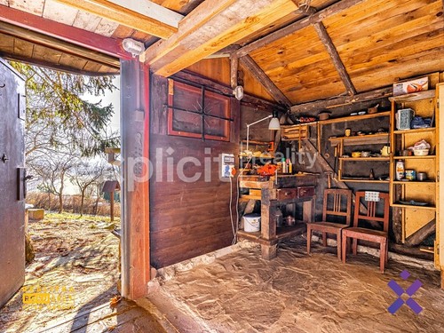 Prodaná chata 75 m², pozemek 879 m²