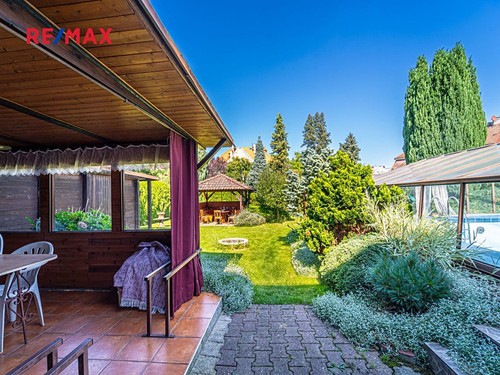 Prodaná vila 194 m², pozemek 795 m²
