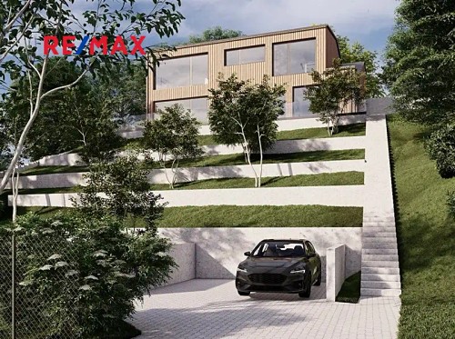 Prodej stavebního pozemku 1537 m²