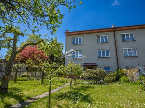 Prodej domu 330 m², pozemek 612 m²