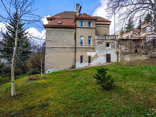 Prodaná vila 233 m², pozemek 1010 m²