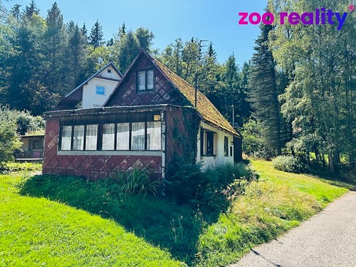 Prodaná chata 35 m², pozemek 449 m²