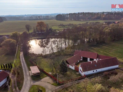 Prodaný dům 375 m², pozemek 1145 m²