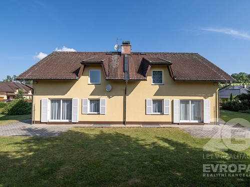 Prodaný dům 198 m², pozemek 1935 m²