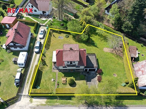 Prodaná chata 120 m², pozemek 953 m²