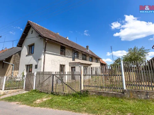 Prodej domu 220 m², pozemek 557 m²