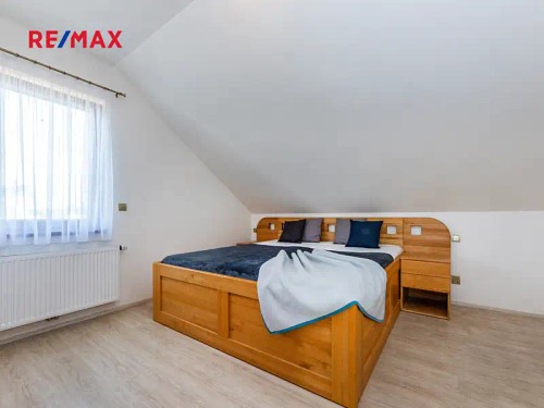 Prodej domu 392 m², pozemek 973 m²
