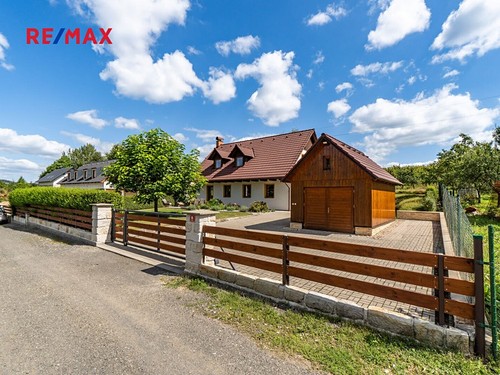 Prodaná chalupa 189 m², pozemek 897 m²