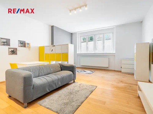 Prodej bytu 1+kk 48 m²