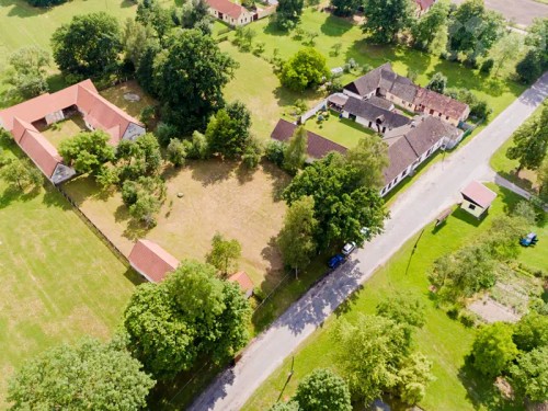 Prodaný  dům 513 m², pozemek 10616 m²