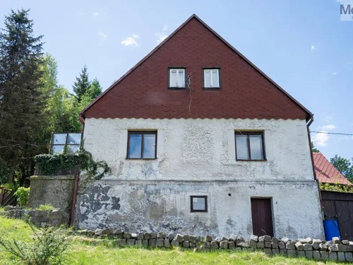 Prodej domu 320 m², pozemek 2201 m²