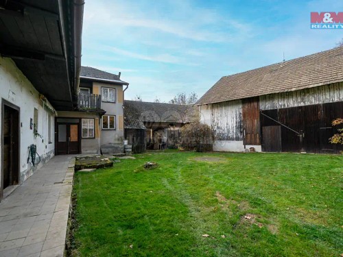 Prodaný dům 375 m², pozemek 1145 m²