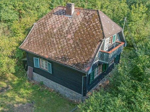 Prodaná chata 77 m², pozemek 484 m²