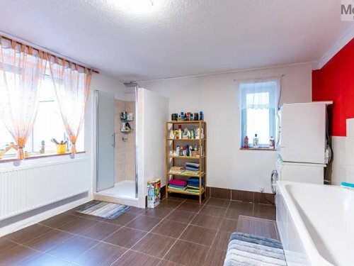 Prodej domu 350 m², pozemek 323 m²