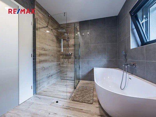 Prodaný dům 197 m², pozemek 894 m²