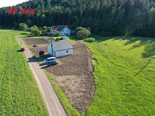 Prodaný dům 90 m², pozemek 1527 m²