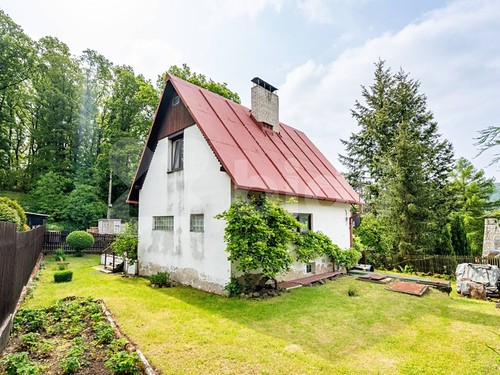 Prodaná chata 72 m², pozemek 1454 m²