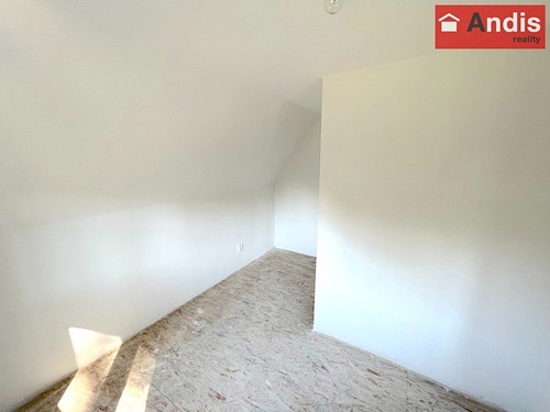 Prodaná chata 140 m², pozemek 1127 m²