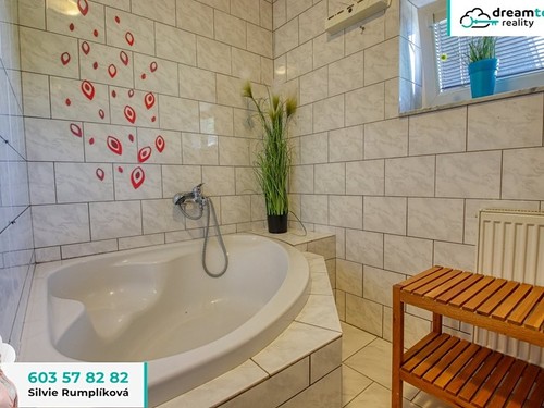 Prodaný dům 220 m², pozemek 1145 m²