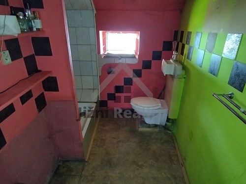 Prodaný dům 300 m², pozemek 2011 m²