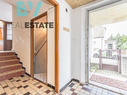 Prodaný dům 300 m², pozemek 665 m²